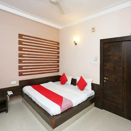 Oyo 29724 Hotel Kokila Resort Джабалпур Экстерьер фото